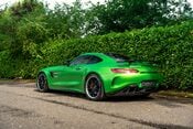 Mercedes-Benz AMG GT R PREMIUM. CERAMIC BRAKES. AMG TRACK PACK. CARBON FIBRE TRIM. 3