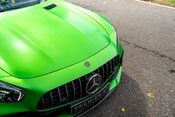 Mercedes-Benz AMG GT R PREMIUM. CERAMIC BRAKES. AMG TRACK PACK. CARBON FIBRE TRIM. 7