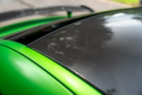 Mercedes-Benz AMG GT R PREMIUM. CERAMIC BRAKES. AMG TRACK PACK. CARBON FIBRE TRIM. 10