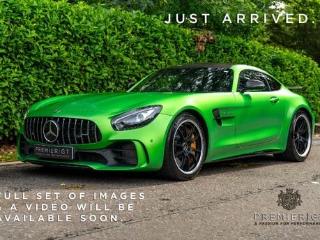 Mercedes-Benz AMG GT R PREMIUM. CERAMIC BRAKES. AMG TRACK PACK. CARBON FIBRE TRIM. 