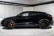 Lamborghini Urus V8 PERFORMANTE. FULL PPF. PANORAMIC ROOF. HEATED, COOLED & MASSAGE SEATS. 8