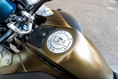 BMW R1250 GS ADV EXCLUSIVE TE. LOW MILES. FULL BMSH. FACTORY LUGGAGE SET. DYNAMIC PACK. 18