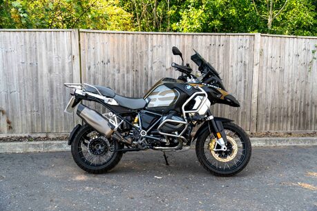 BMW R1250 GS ADV EXCLUSIVE TE. LOW MILES. FULL BMSH. FACTORY LUGGAGE SET. DYNAMIC PACK. 4
