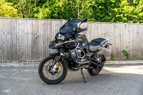 BMW R1250 GS ADV EXCLUSIVE TE. LOW MILES. FULL BMSH. FACTORY LUGGAGE SET. DYNAMIC PACK. 3