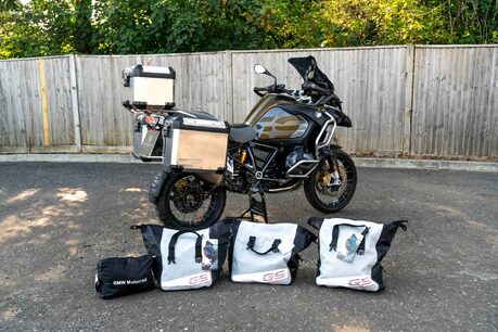 BMW R1250 GS ADV EXCLUSIVE TE. LOW MILES. FULL BMSH. FACTORY LUGGAGE SET. DYNAMIC PACK. 8