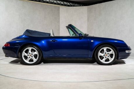 Porsche 911 CARRERA. SUPERB EXAMPLE. TIPTRONIC. SPORTS SEATS. 10