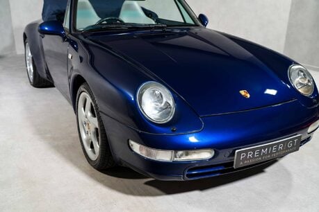Porsche 911 CARRERA. SUPERB EXAMPLE. TIPTRONIC. SPORTS SEATS. 41
