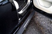 Land Rover Range Rover HSE. DEPLOYABLE SIDE STEPS. SHADOW PACK. PANO ROOF. HEATED & COOLED SEATS. 24