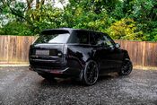 Land Rover Range Rover HSE. DEPLOYABLE SIDE STEPS. SHADOW PACK. PANO ROOF. HEATED & COOLED SEATS. 2