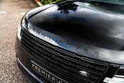 Land Rover Range Rover HSE. DEPLOYABLE SIDE STEPS. SHADOW PACK. PANO ROOF. HEATED & COOLED SEATS. 3