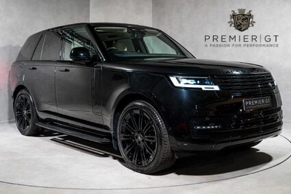 Land Rover Range Rover HSE. DEPLOYABLE SIDE STEPS. SHADOW PACK. PANO ROOF. HEATED & COOLED SEATS. 