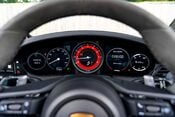 Porsche 911 TARGA 4S. SPORTS CHRONO. SPORTS EXHAUST. BOSE. HEATED STEERING WHEEL. 18