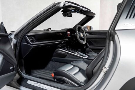 Porsche 911 TARGA 4S. NOW SOLD. SIMILAR REQUIRED. PLEASE CALL 01903 254800. 15