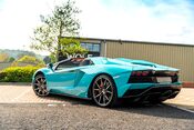 Lamborghini Aventador S ROADSTER. ONE OF ONE SPEC. AD PERSONAM. CARBON EXT. LIFT 13