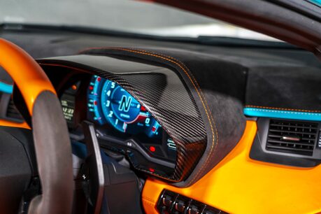 Lamborghini Aventador S ROADSTER. ONE OF ONE SPEC. AD PERSONAM. CARBON EXT. LIFT 45