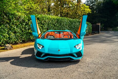 Lamborghini Aventador S ROADSTER. ONE OF ONE SPEC. AD PERSONAM. CARBON EXT. LIFT 5
