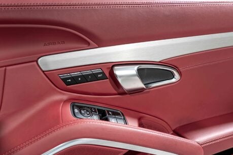 Porsche 718 BOXSTER 25 YEARS PDK. MASSIVE SPEC. SPORTS CHRONO. BOSE. HEATED SEATS. 62