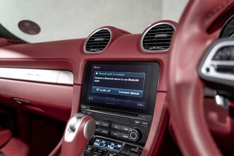 Porsche 718 BOXSTER 25 YEARS PDK. MASSIVE SPEC. SPORTS CHRONO. BOSE. HEATED SEATS. 52