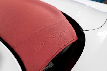 Porsche 718 BOXSTER 25 YEARS PDK. MASSIVE SPEC. SPORTS CHRONO. BOSE. HEATED SEATS. 64