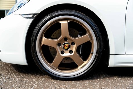 Porsche 718 BOXSTER 25 YEARS PDK. MASSIVE SPEC. SPORTS CHRONO. BOSE. HEATED SEATS. 5