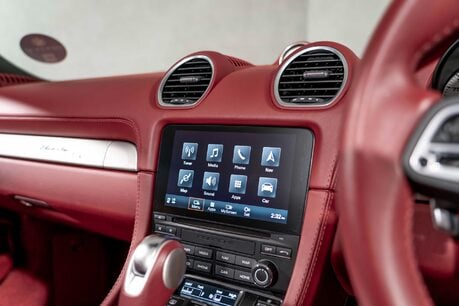 Porsche 718 BOXSTER 25 YEARS PDK. MASSIVE SPEC. SPORTS CHRONO. BOSE. HEATED SEATS. 48