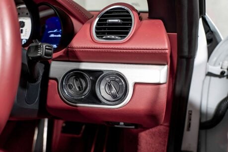 Porsche 718 BOXSTER 25 YEARS PDK. MASSIVE SPEC. SPORTS CHRONO. BOSE. HEATED SEATS. 61