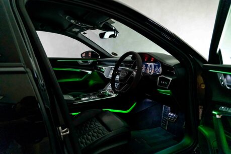 Audi RS6 AVANT TFSI QUATTRO CARBON BLACK. FULL ASH. BLACK PACKAGE PLUS. RS PACKAGE. 24