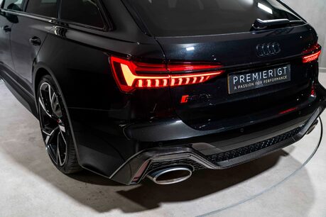 Audi RS6 AVANT TFSI QUATTRO CARBON BLACK. FULL ASH. BLACK PACKAGE PLUS. RS PACKAGE. 40
