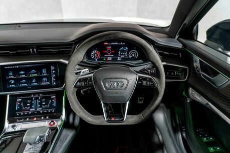 Audi RS6 AVANT TFSI QUATTRO CARBON BLACK. FULL ASH. BLACK PACKAGE PLUS. RS PACKAGE. 12