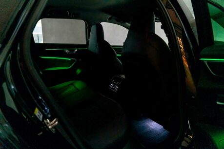 Audi RS6 AVANT TFSI QUATTRO CARBON BLACK. FULL ASH. BLACK PACKAGE PLUS. RS PACKAGE. 25