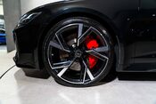 Audi RS6 AVANT TFSI QUATTRO CARBON BLACK. FULL ASH. BLACK PACKAGE PLUS. RS PACKAGE. 42