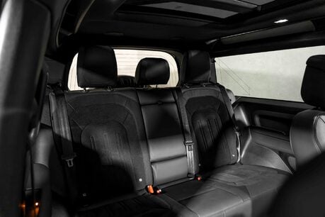 Land Rover Defender 90 V8. URBAN WIDETRACK KIT. MILLTEK EXHAUST. FIXED SIDE STEPS. PANO ROOF. 19