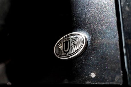 Land Rover Defender 90 V8. URBAN WIDETRACK KIT. MILLTEK EXHAUST. FIXED SIDE STEPS. PANO ROOF. 12