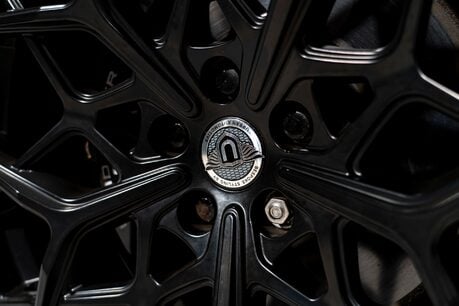 Land Rover Defender 90 V8. URBAN WIDETRACK KIT. MILLTEK EXHAUST. FIXED SIDE STEPS. PANO ROOF. 9