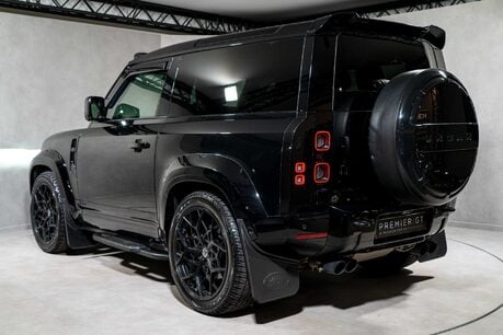 Land Rover Defender 90 V8. URBAN WIDETRACK KIT. MILLTEK EXHAUST. FIXED SIDE STEPS. PANO ROOF. 6