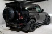 Land Rover Defender 90 V8. URBAN WIDETRACK KIT. MILLTEK EXHAUST. FIXED SIDE STEPS. PANO ROOF. 4