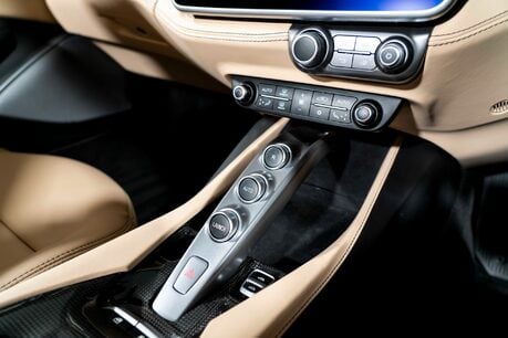 Ferrari Portofino FULL FSH. PASSENGER DISPLAY. SPORTS EXHAUST. MAGNERIDE SUSPENSION. 49