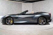 Ferrari Portofino FULL FSH. PASSENGER DISPLAY. SPORTS EXHAUST. MAGNERIDE SUSPENSION. 8
