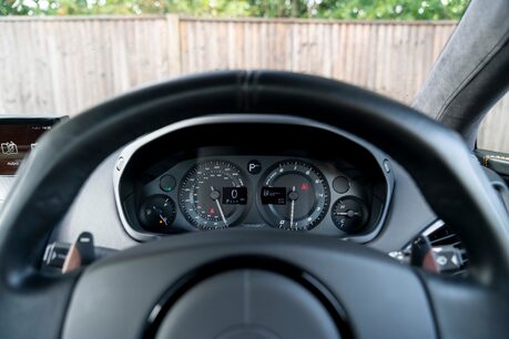 Aston Martin Vanquish V12 S ULTIMATE. EXCELLENT EXAMPLE. 1 OF 175 EXAMPLES. FULL ASH. FULL PPF. 20