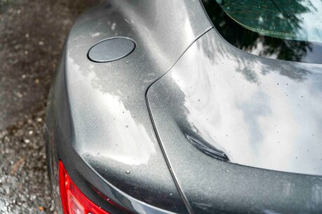 Aston Martin Vanquish V12 S ULTIMATE. EXCELLENT EXAMPLE. 1 OF 175 EXAMPLES. FULL ASH. FULL PPF. 25