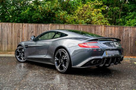 Aston Martin Vanquish V12 S ULTIMATE. EXCELLENT EXAMPLE. 1 OF 175 EXAMPLES. FULL ASH. FULL PPF. 4