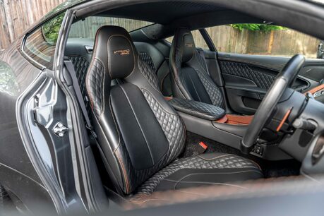 Aston Martin Vanquish V12 S ULTIMATE. EXCELLENT EXAMPLE. 1 OF 175 EXAMPLES. FULL ASH. FULL PPF. 9