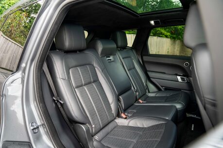 Land Rover Range Rover Sport AUTOBIOGRAPHY. LR WARRANTY. BLACK PACK. 7 SEATS. TOW BAR. PAN ROOF. 11