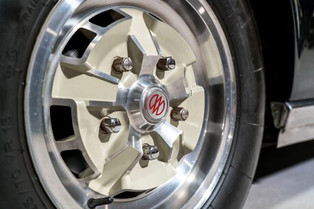 Aston Martin DBS V8 SERIES 1. EXTENSIVE HISTORY PORTFOLIO. 3-SPEED AUTO. CONOLLY INTERIOR. 13