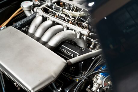 Aston Martin DBS V8 SERIES 1. EXTENSIVE HISTORY PORTFOLIO. 3-SPEED AUTO. CONOLLY INTERIOR. 51