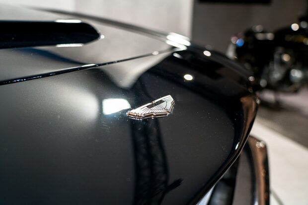 Aston Martin DBS V8 SERIES 1. EXTENSIVE HISTORY PORTFOLIO. 3-SPEED AUTO. CONOLLY INTERIOR. 2