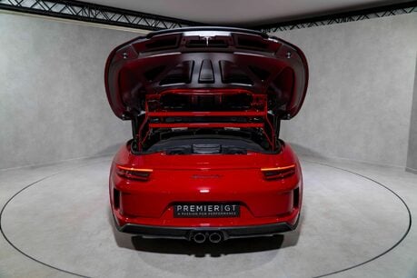 Porsche 911 SPEEDSTER. 1 OF 1948 EXAMPLES. SPORTS CHRONO. CARBON FIBRE INTERIOR. BOSE. 69