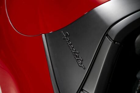 Porsche 911 SPEEDSTER. 1 OF 1948 EXAMPLES. SPORTS CHRONO. CARBON FIBRE INTERIOR. BOSE. 62