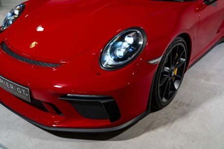 Porsche 911 SPEEDSTER. 1 OF 1948 EXAMPLES. SPORTS CHRONO. CARBON FIBRE INTERIOR. BOSE. 13