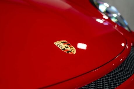 Porsche 911 SPEEDSTER. 1 OF 1948 EXAMPLES. SPORTS CHRONO. CARBON FIBRE INTERIOR. BOSE. 14